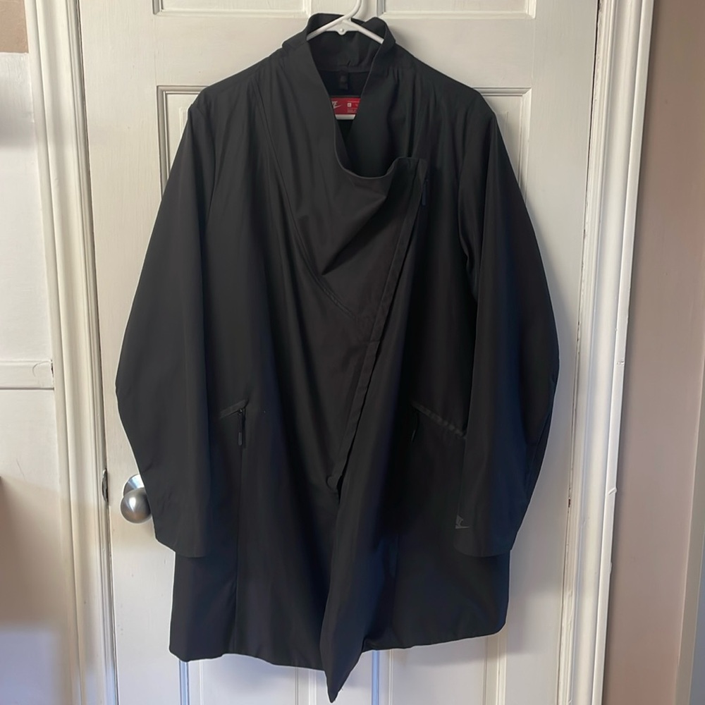 Nike Sportswear Tech Women’s Shell light jacket trench raincoat in black size XL